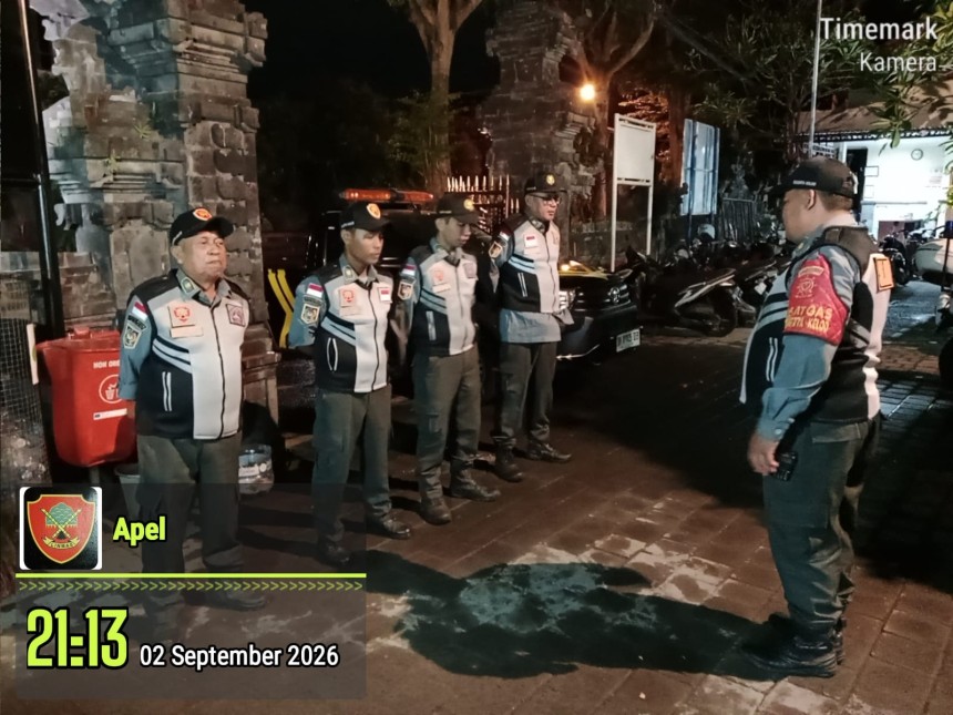 02.09.26 LINMAS MELAKSANAKAN APEL DAN PATROLI LINGKUNGAN