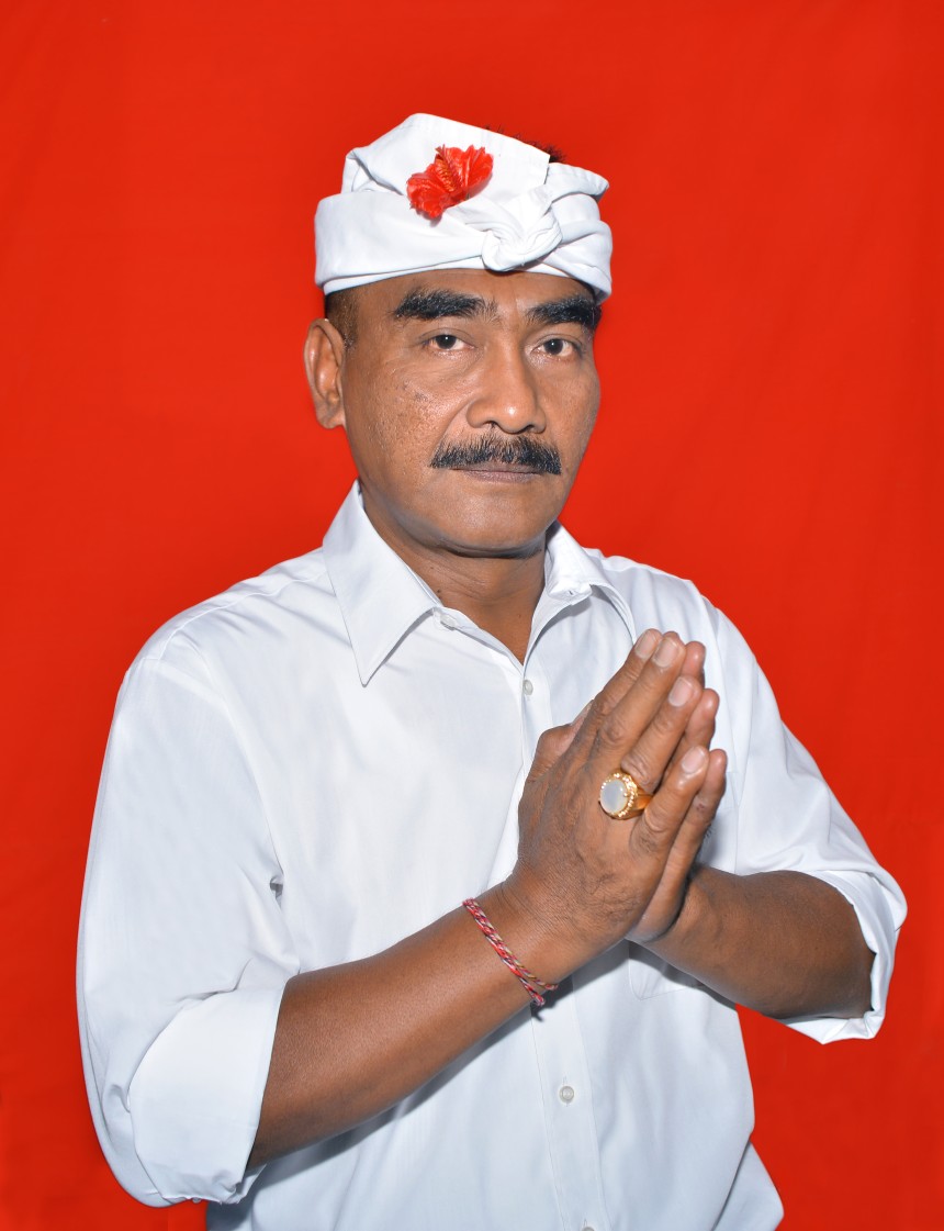 Profil Perbekel Desa Sumerta Kelod