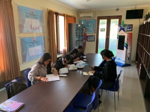 14.09.26 KUNJUNGAN SMK NEGRI 4 DENPASAR KE PERPUSTAKAAN DESA SUMERTA KELOD