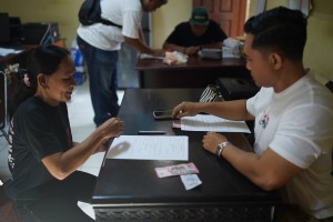 17.07.26 PENYALURAN BANTUAN LANGSUNG TUNAI BLT DD SUMERTA KELOD