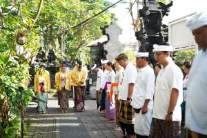 APEL KEDISIPLINAN PRANGKAT DAN STAFF DESA