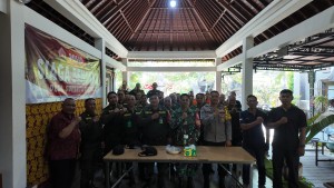 Pelatihan Linmas Desa Sumerta Kelod